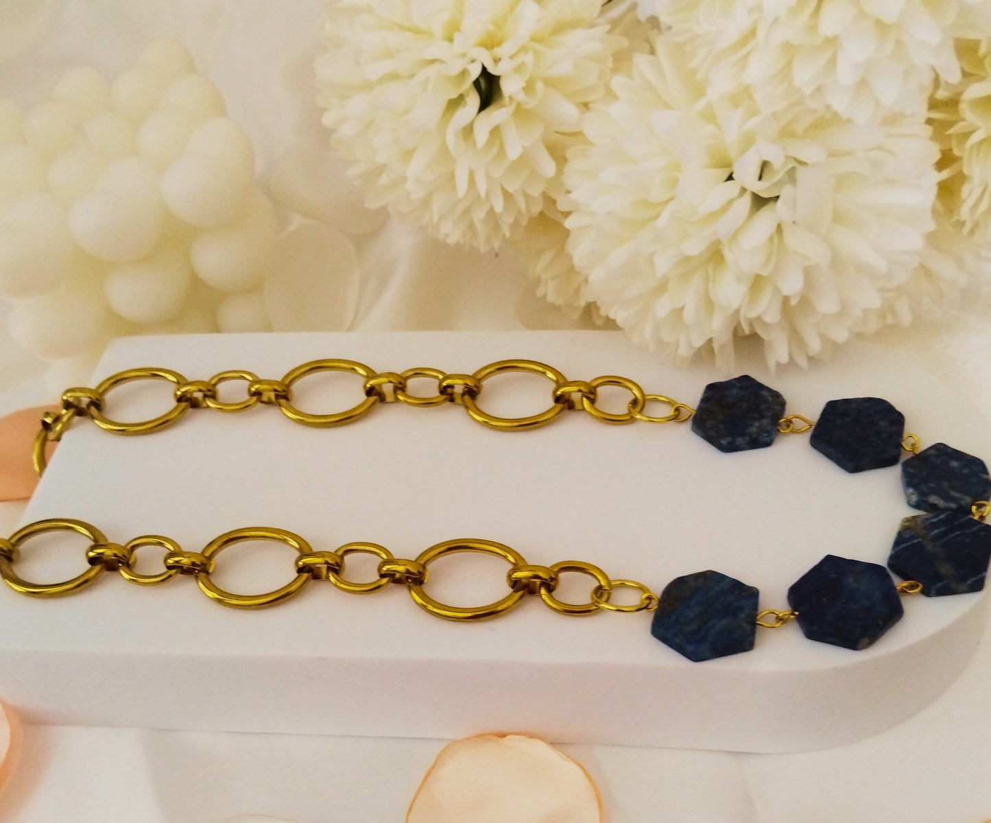 Collier lapis lazuli – Force intérieure & élégance affirmée - Vatou Soa