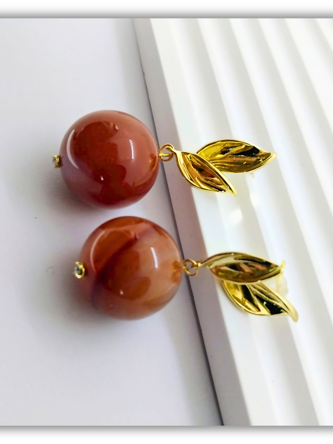 Boucles Tangerine – Boucles d’oreilles femme cornaline orange dorée - Vatou Soa
