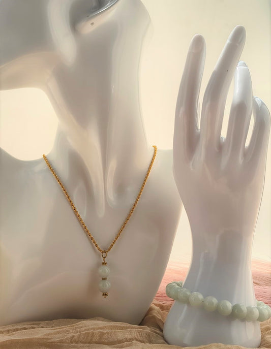 Lunae – Parure jade de Chine femme – Collier doré & bracelet perles 10 mm – Fait main en France