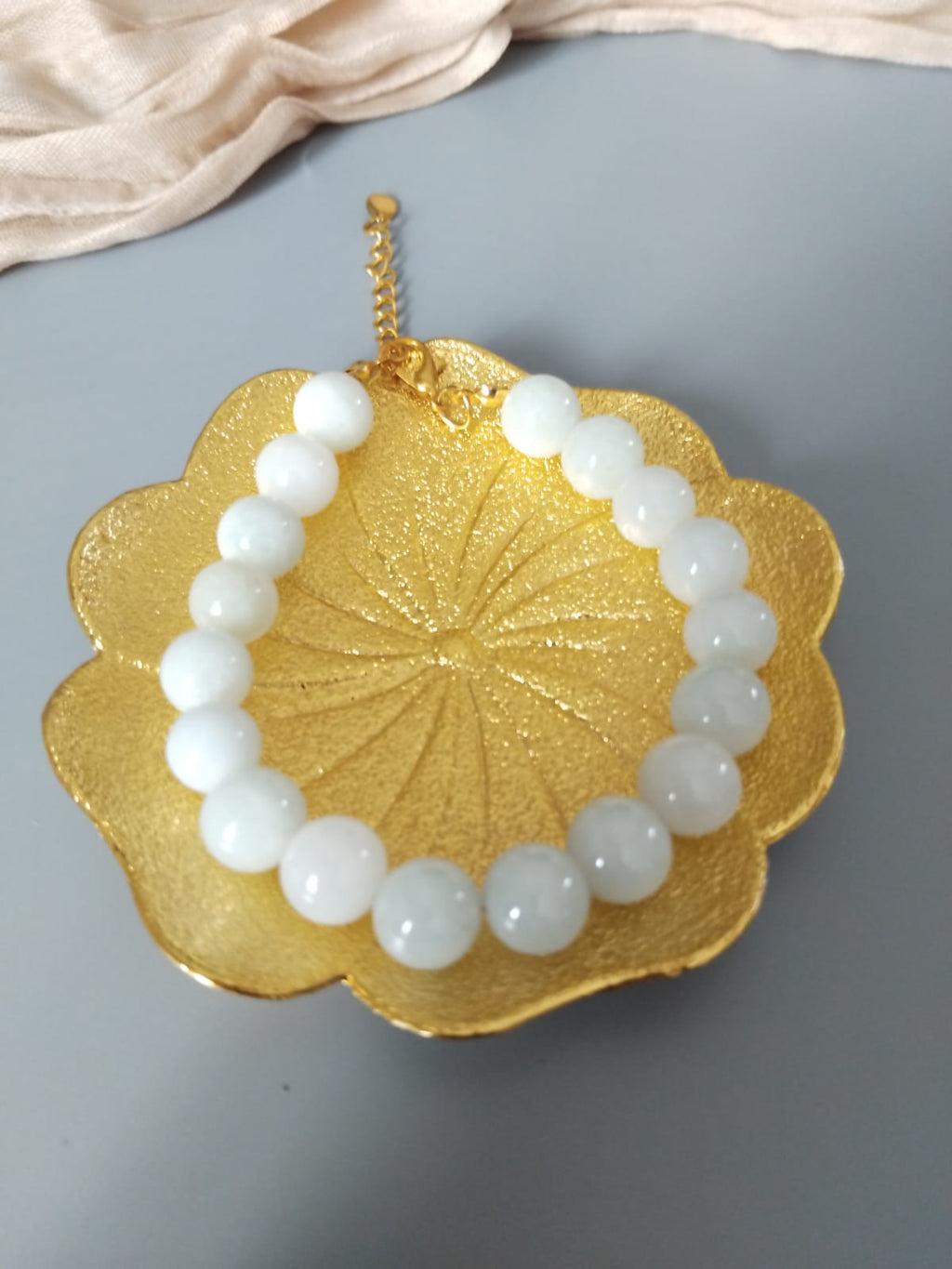 Lunae – Parure jade de Chine femme – Collier doré & bracelet perles 10 mm – Fait main en France - Vatou Soa