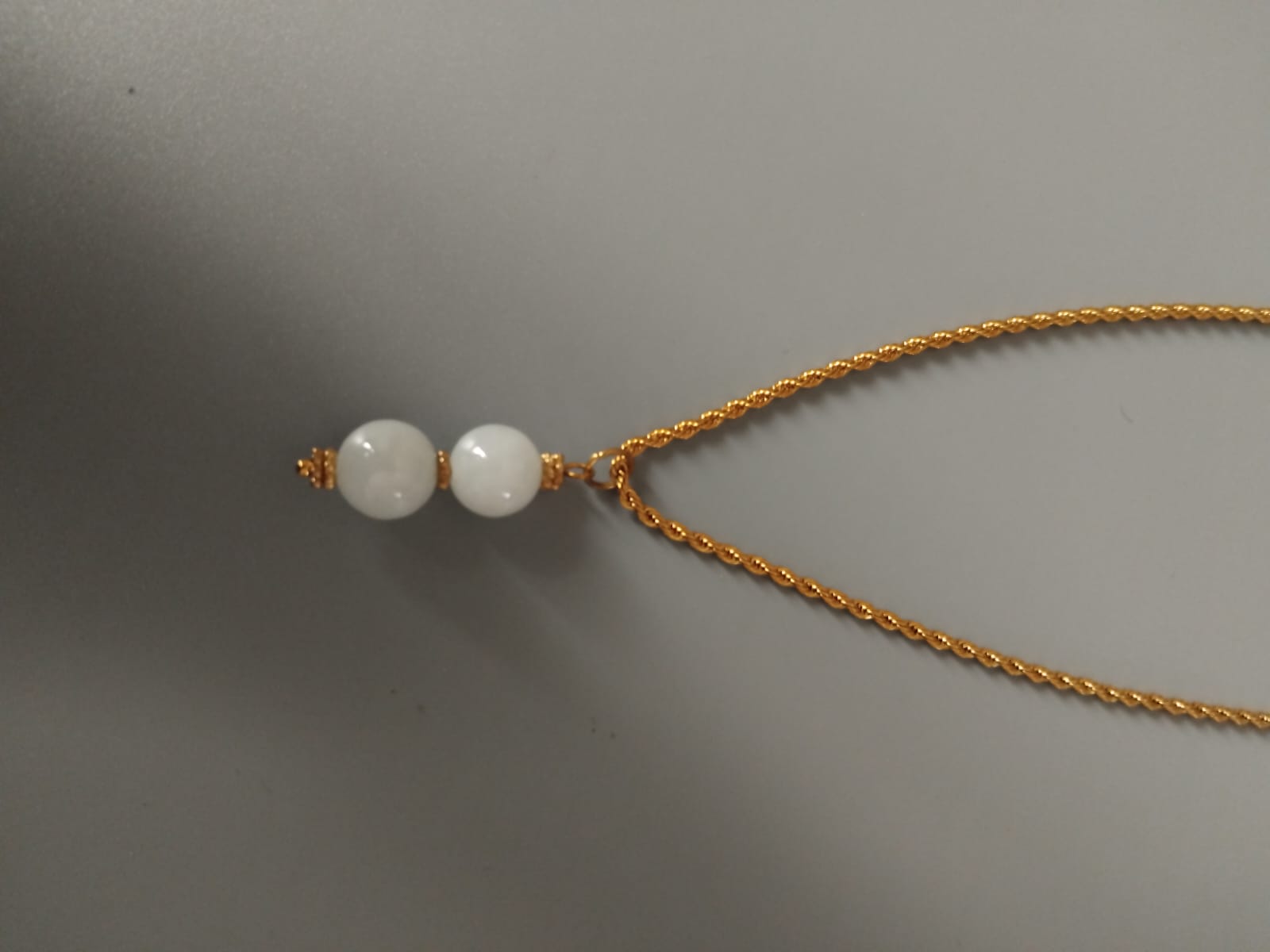 Lunæa – Collier jade de Chine doré • Bijou élégant et poétique fait main en France - Vatou Soa