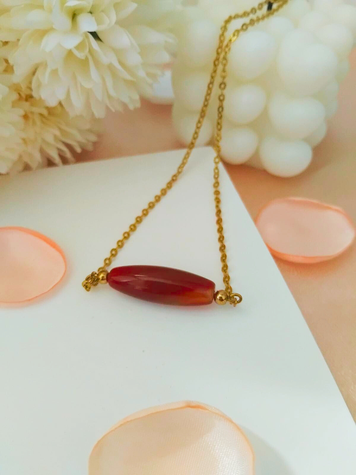 Amaë – Collier agate du Botswana & chaînes dorées - Vatou Soa