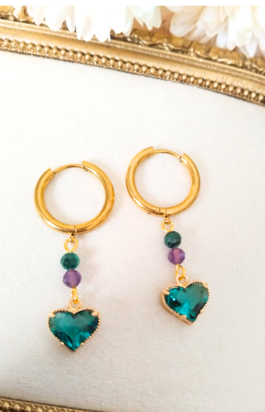 photo set bracelet et créoles amethyste et malachite avec strass coeur vert