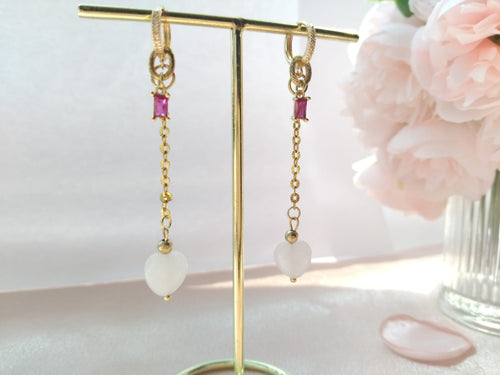 photo_boucles_d_oreilles_femme_quartz_rose_coeur_10mm_avec_strass_rose