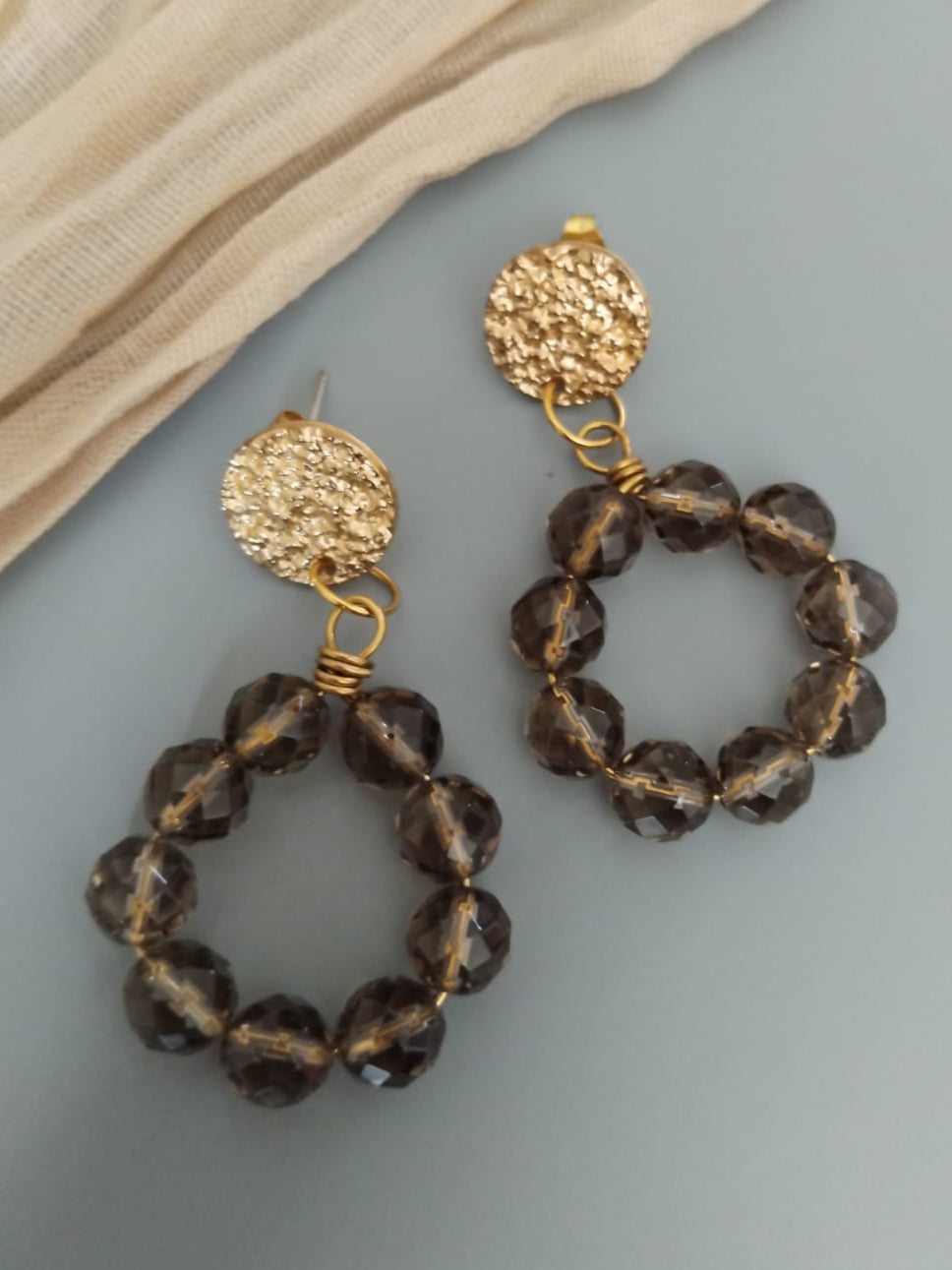 Boucles quartz fumé – Éclat discret & protection énergétique 