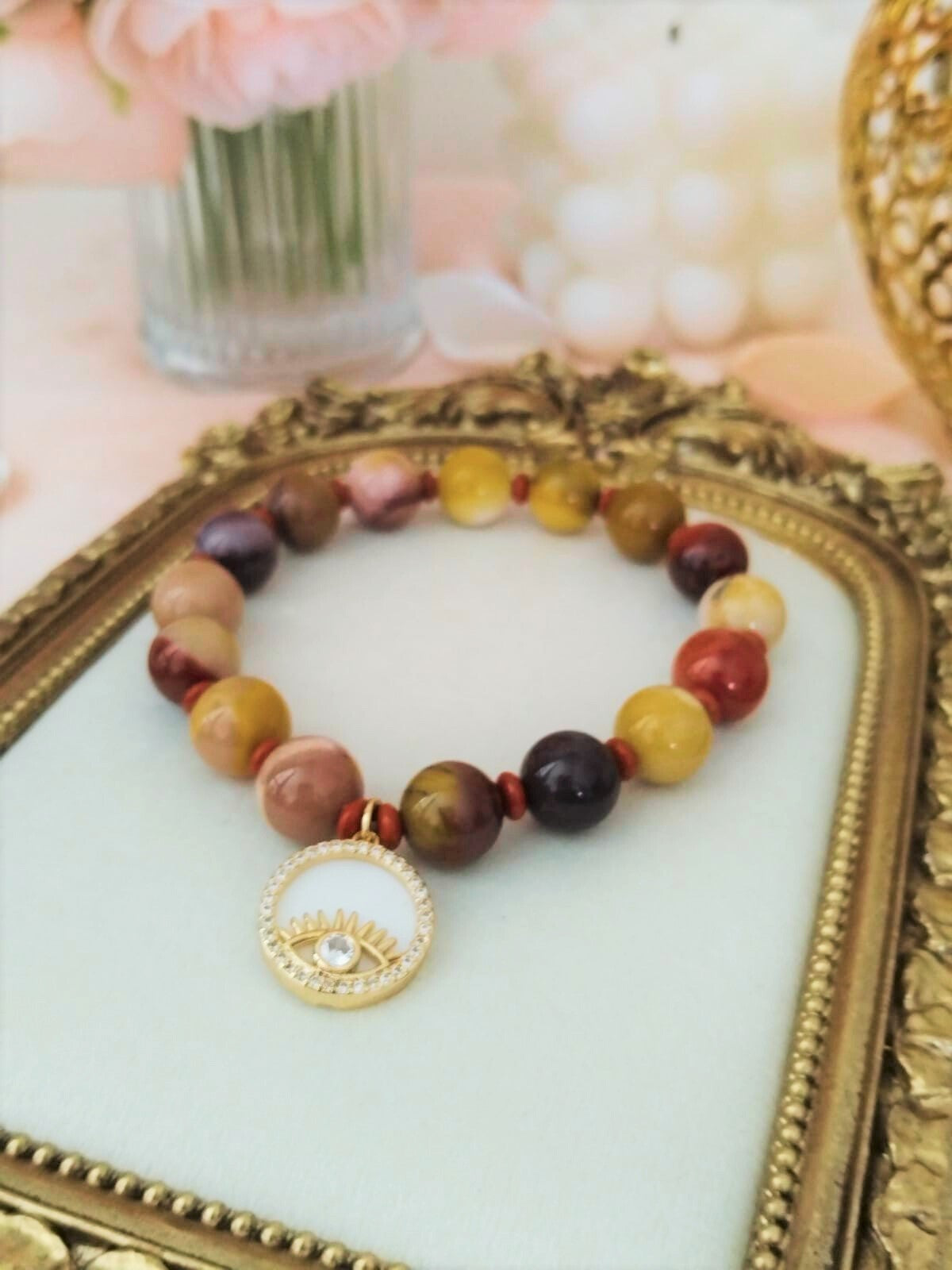 Bracelet en jaspe mokaite 10mmet jaspe rouge forme toupie avec charm œil protecteur – bijou femme
