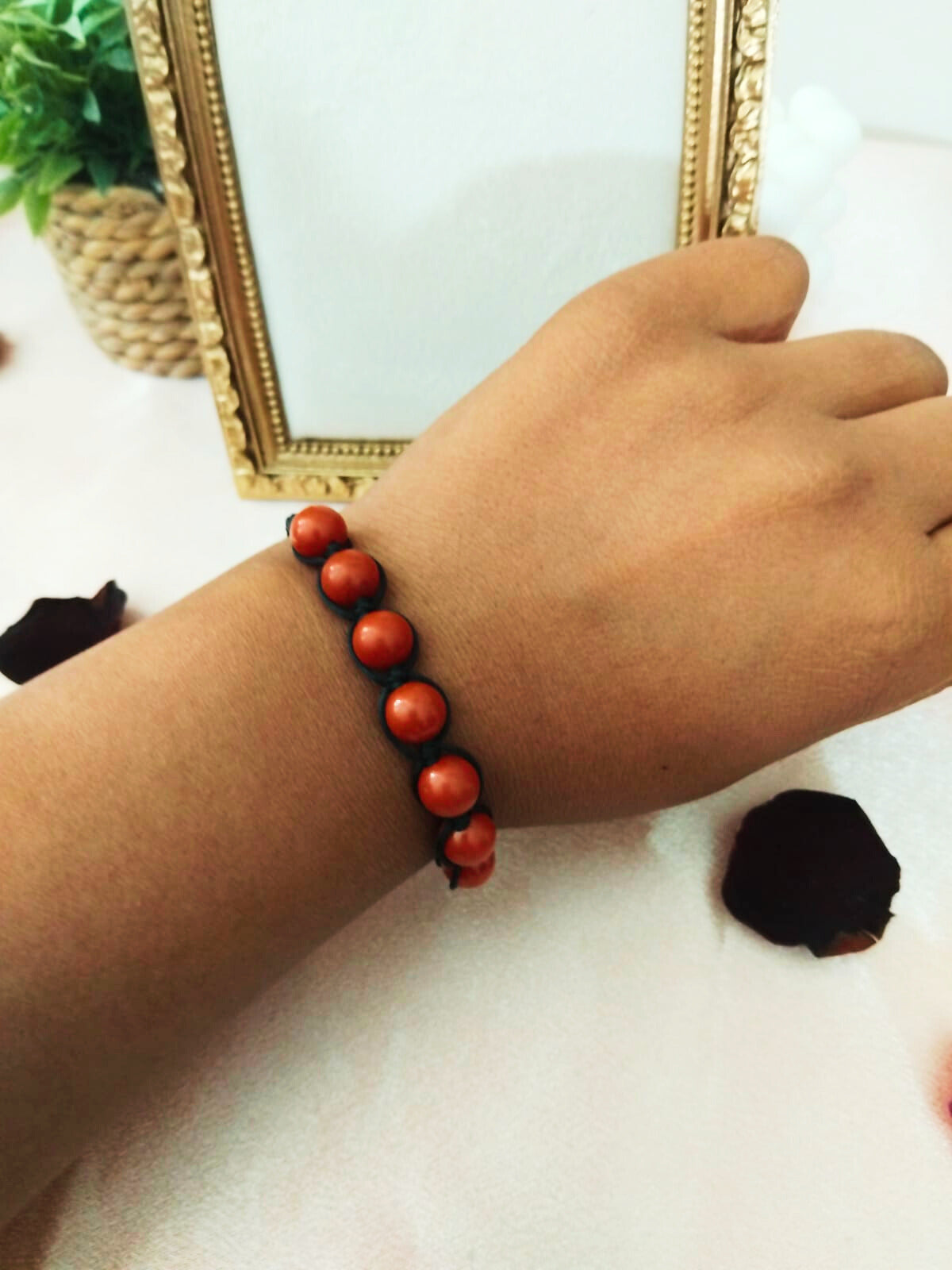 Bracelet Tahara – Jaspe rouge 8 mm tissé main • Force douce & stabilité - Vatou Soa