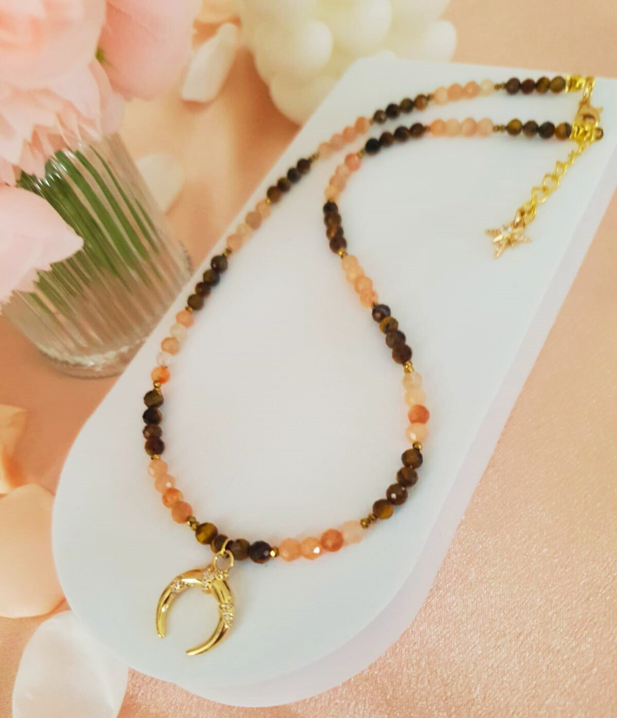 Collier pierre de soleil, œil de tigre & cristal irisé – Magie lunaire & lumière intérieure - Vatou Soa