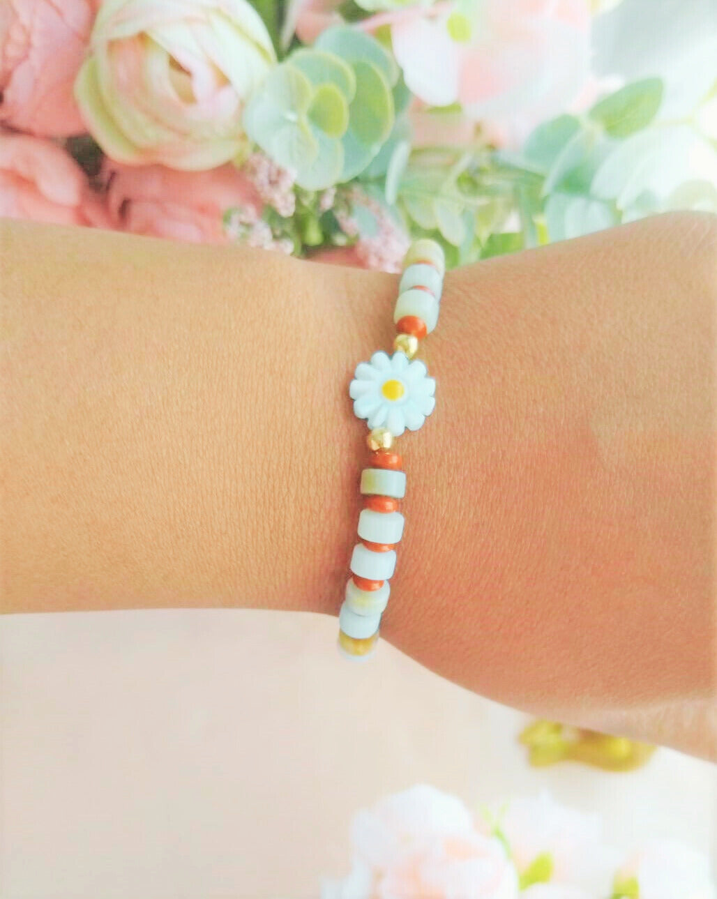 Bracelet amazonite fleurie et jaspe rouge – Fleur en nacre bleue - Vatou Soa