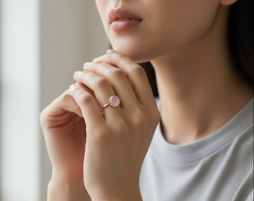 Bague quartz rose en acier inoxydable doré – Bague douceur Luminia - Vatou Soa