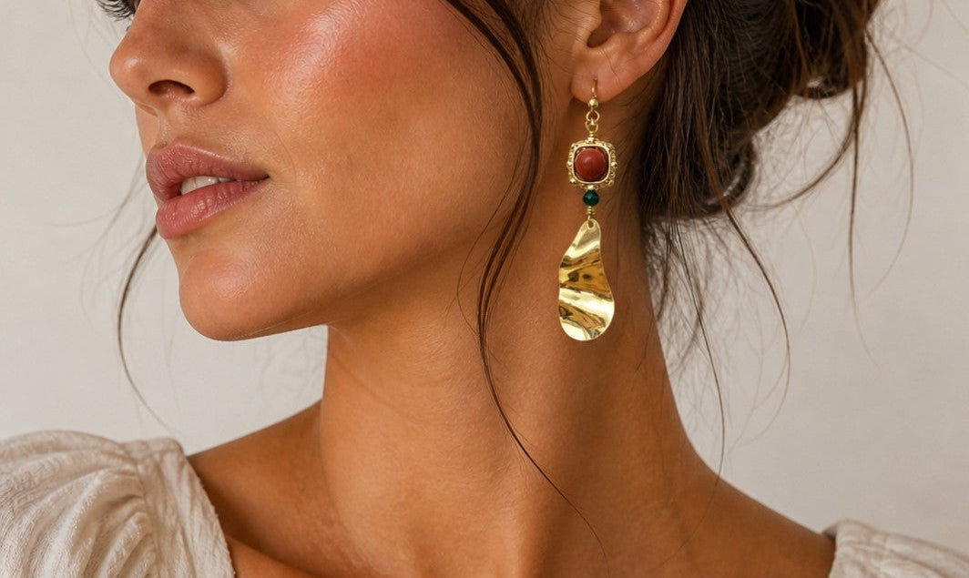 Boucles d’oreilles Ondéa – Jaspe rouge, malachite – dorées